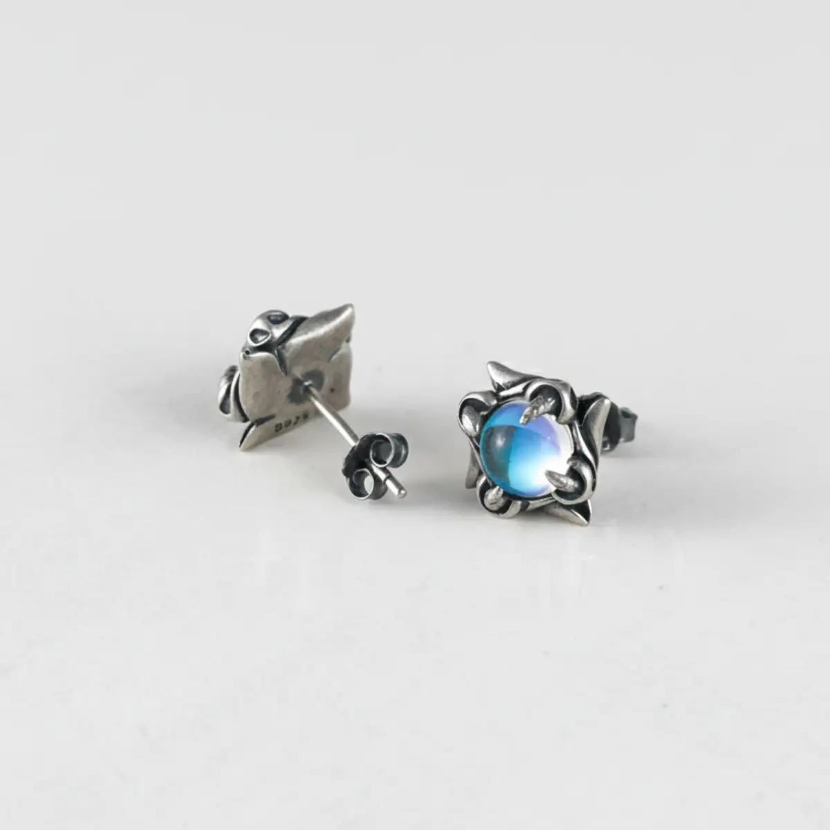Gem Claw Stud Earrings Sterling Silver - Image 5