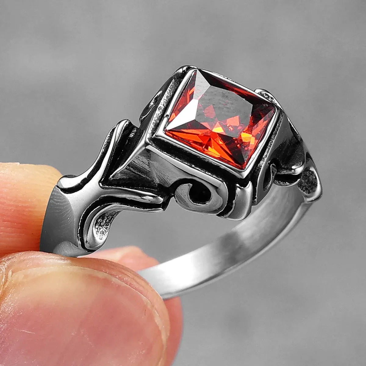 Gothic Princess Cut Red Crystal Ring - Image 5
