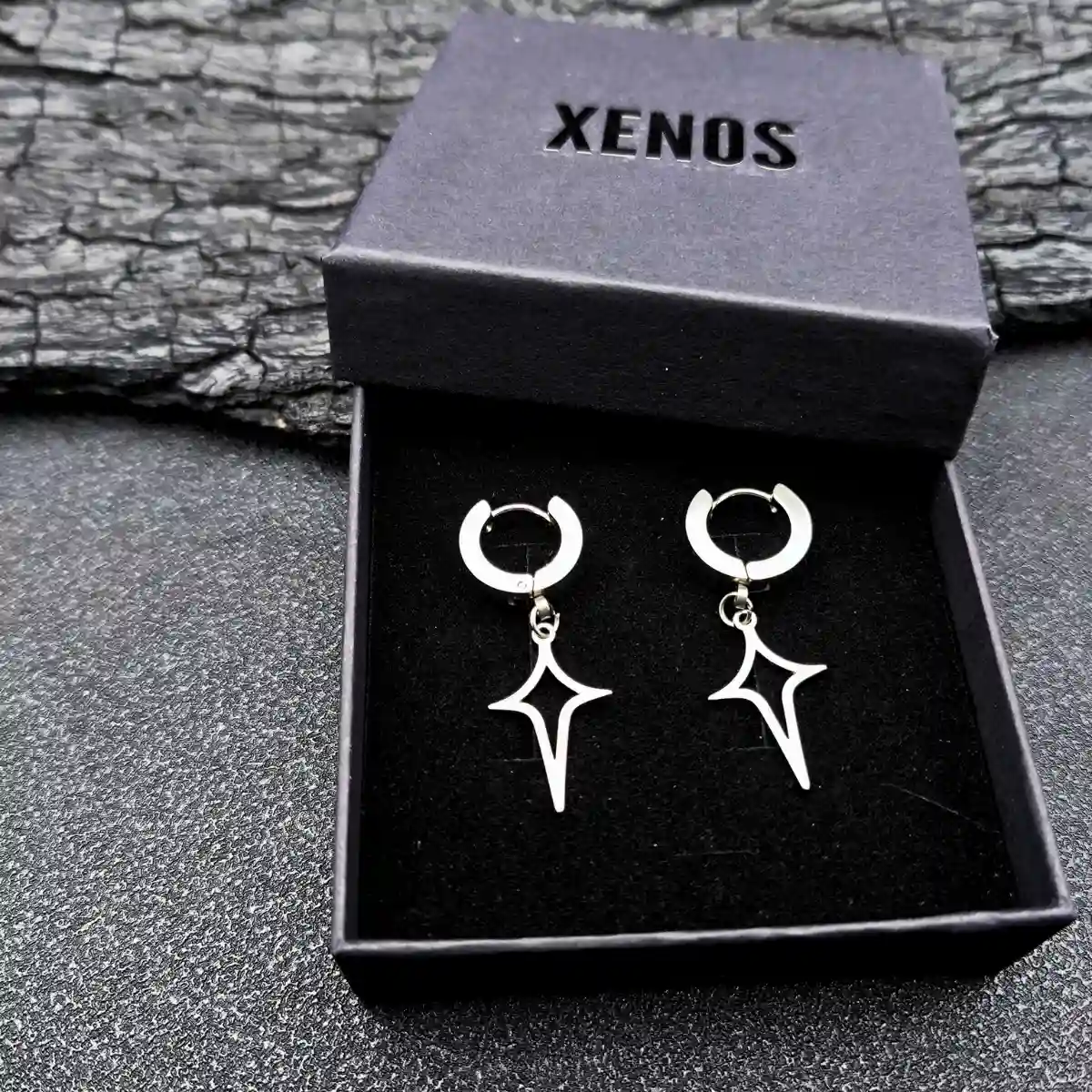 Men's Star Dangle Earrings - Image 9