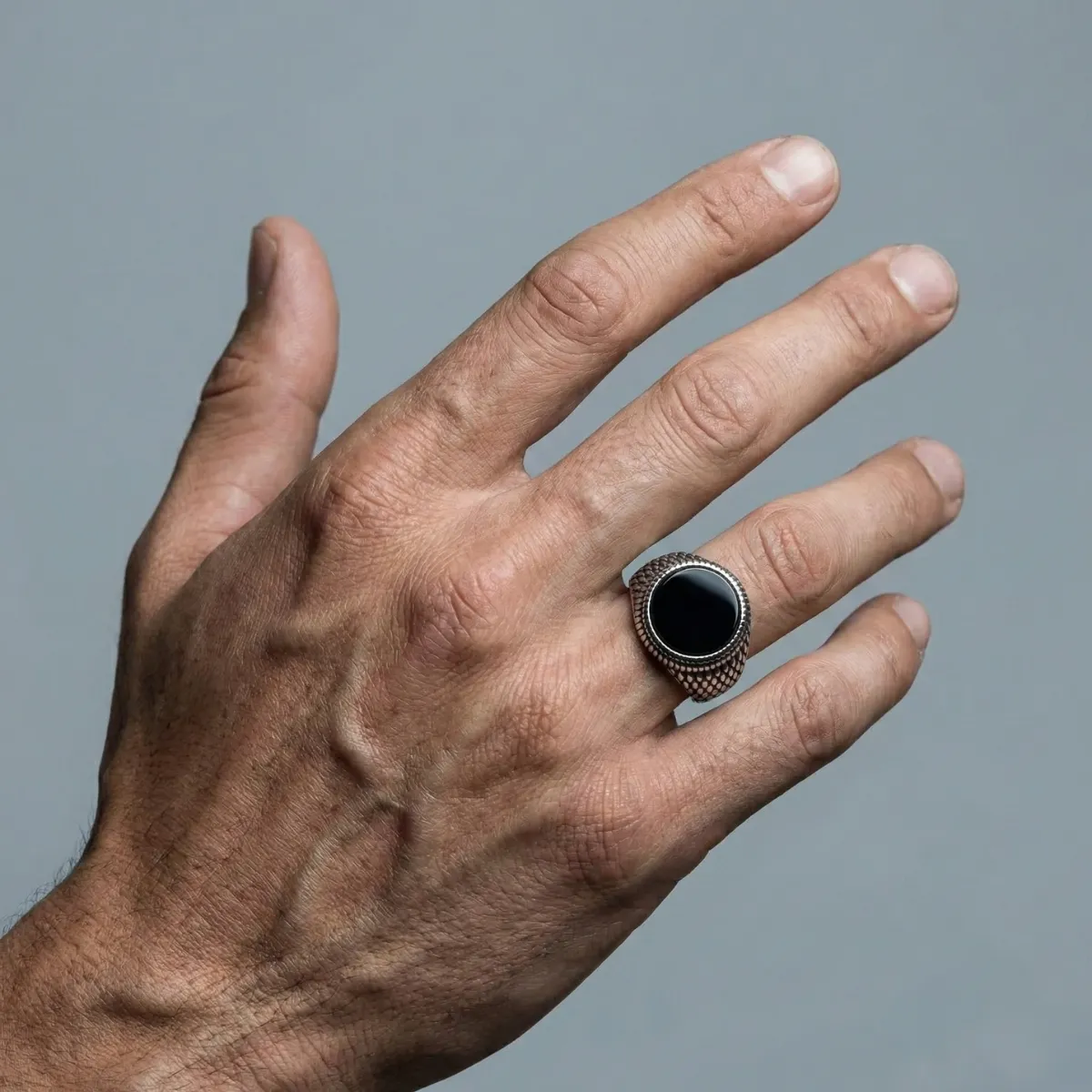 Round Black Onyx Signet Ring - Image 3