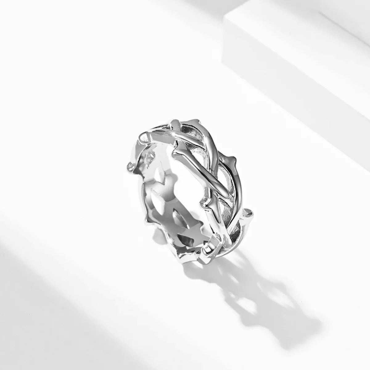 Silver Minimalist Thorns Ring - Image 3