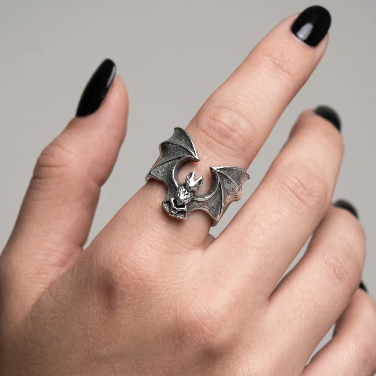 Vampire Bat Ring - Image 2